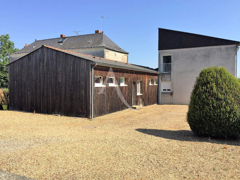 Immeuble - 33 pièces