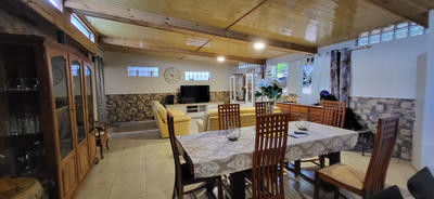 Maison - 144 m² - 5 pièces