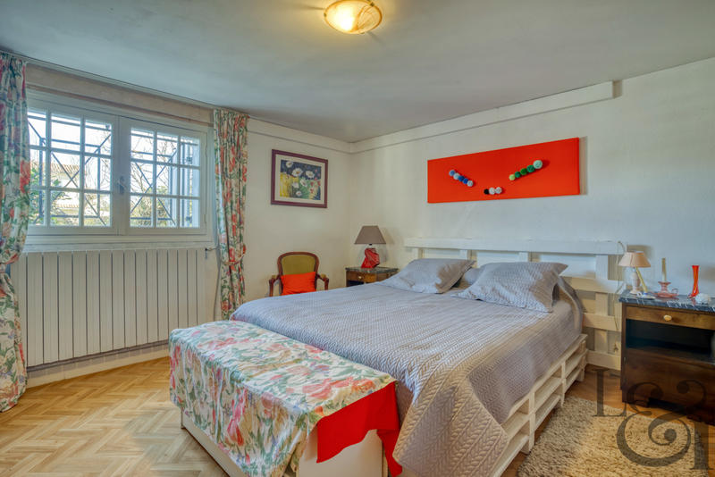 Maison - 197 m² - 7 pièces