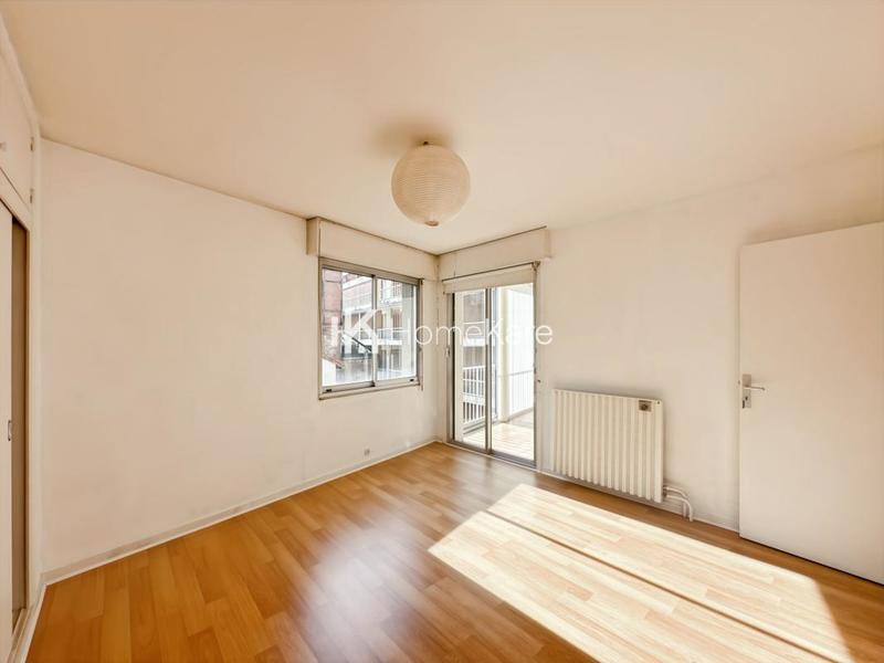 Appartement - 120 m² - 5 pièces