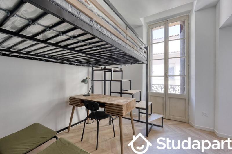 Chambre - 9 m² - 1 pièce