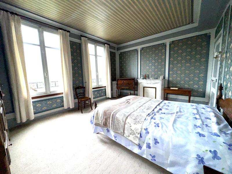 Corps de ferme - 310 m² - 10 pièces