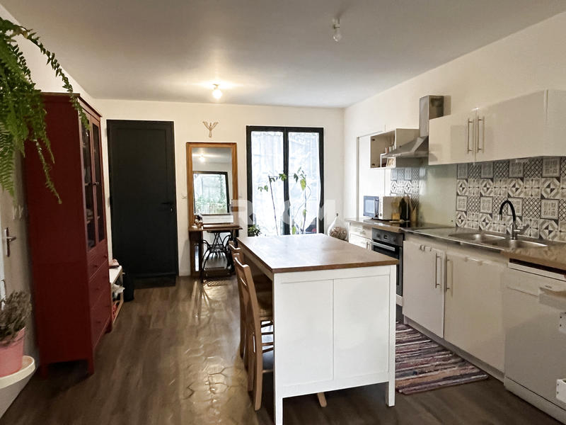 Maison - 95 m² - 4 pièces