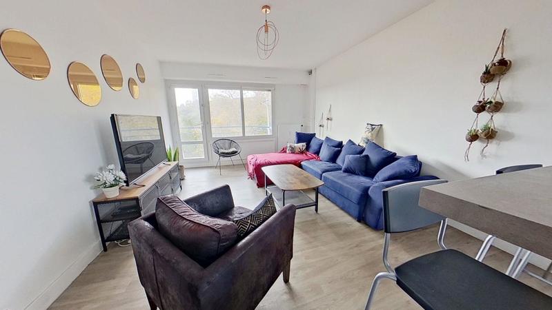 Appartement - 81 m² - 4 pièces