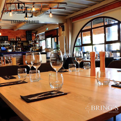 Local commercial - 75 m² - 2 pièces