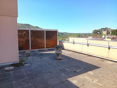 Appartement - 67 m² - 2 pièces