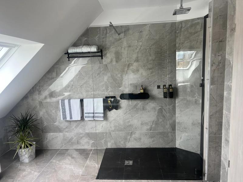 Maison - 266 m² - 7 pièces