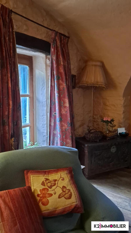 Maison - 486 m² - 14 pièces