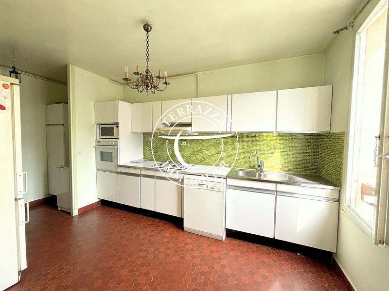 Appartement - 138 m² - 5 pièces