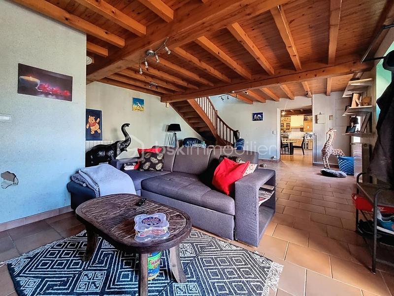 Corps de ferme - 220 m² - 10 pièces