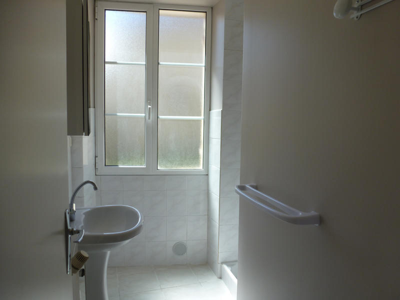 Immeuble - 145 m² - 8 pièces