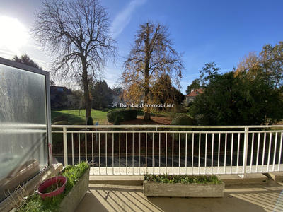 Appartement - 144 m² - 7 pièces