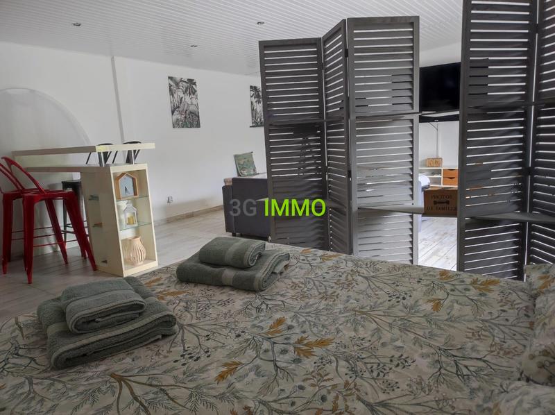 Villa - 192 m² - 8 pièces