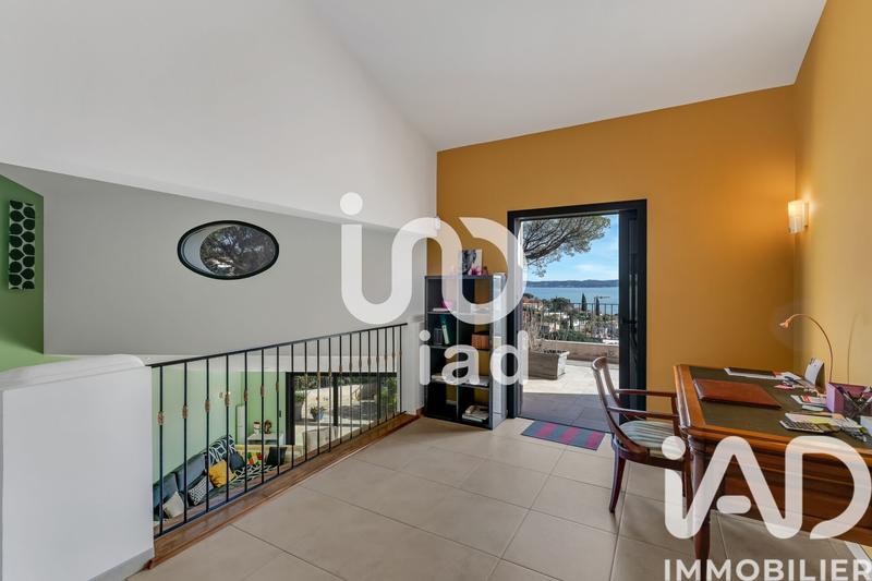 Maison de maîtres - 242 m² - 7 pièces