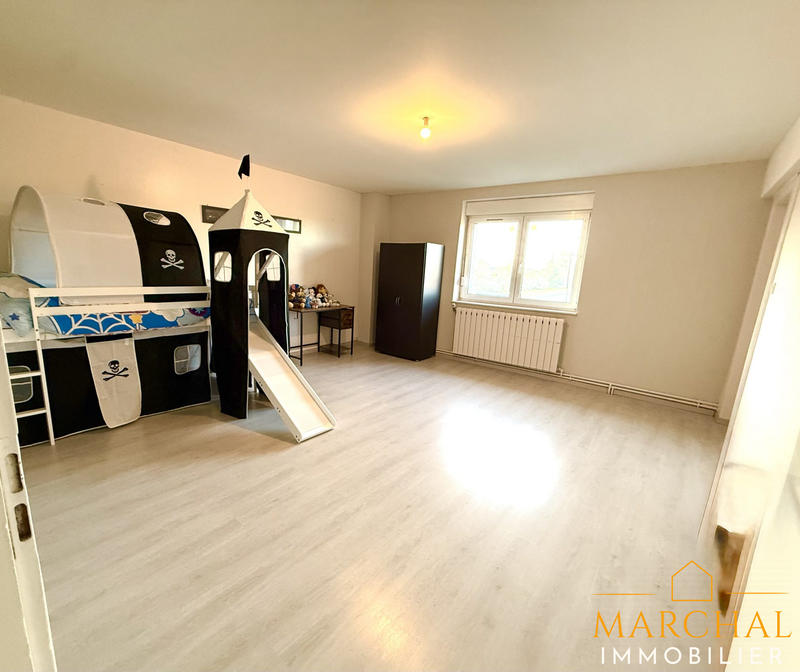 Maison - 265 m² - 7 pièces