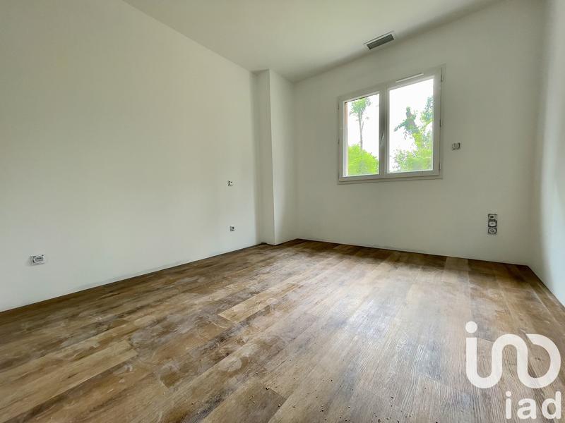 Maison - 99 m² - 4 pièces