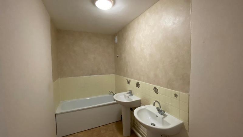 Appartement - 98 m² - 5 pièces