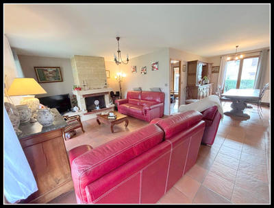 Maison - 91 m² - 4 pièces