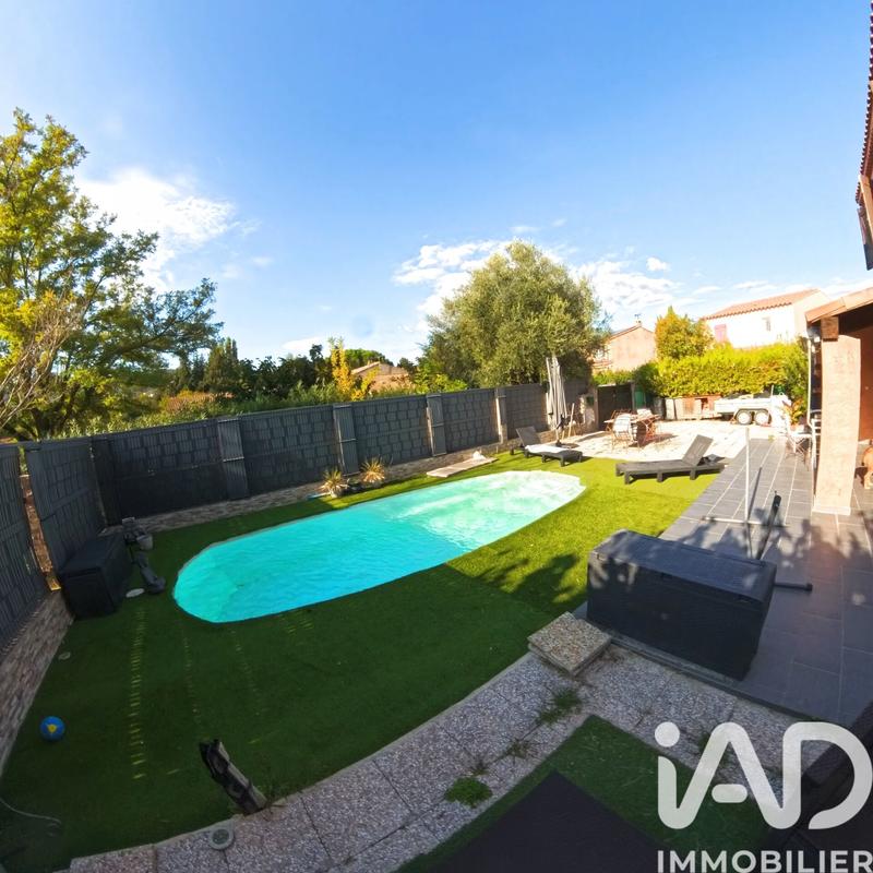 Maison - 92 m² - 4 pièces