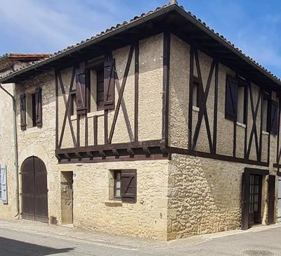 Maison de village - 99 m² - 4 pièces