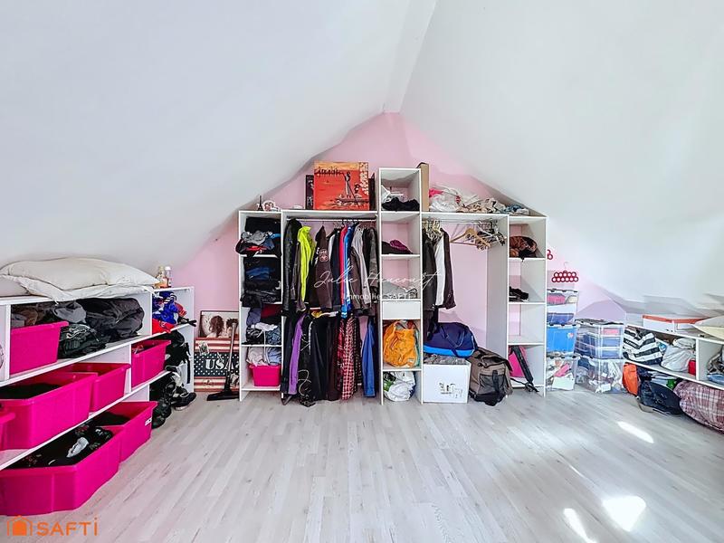 Maison - 137 m² - 5 pièces