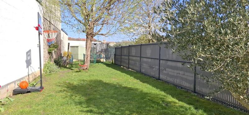 Maison - 162 m² - 7 pièces