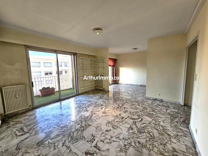 Appartement - 90 m² - 4 pièces