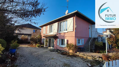 Maison - 115 m² - 6 pièces