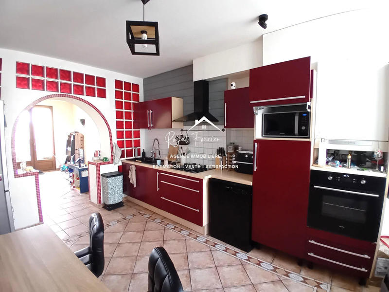 Maison ancienne - 183 m² - 5 pièces