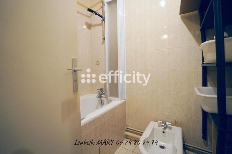 Appartement - 100 m² - 4 pièces