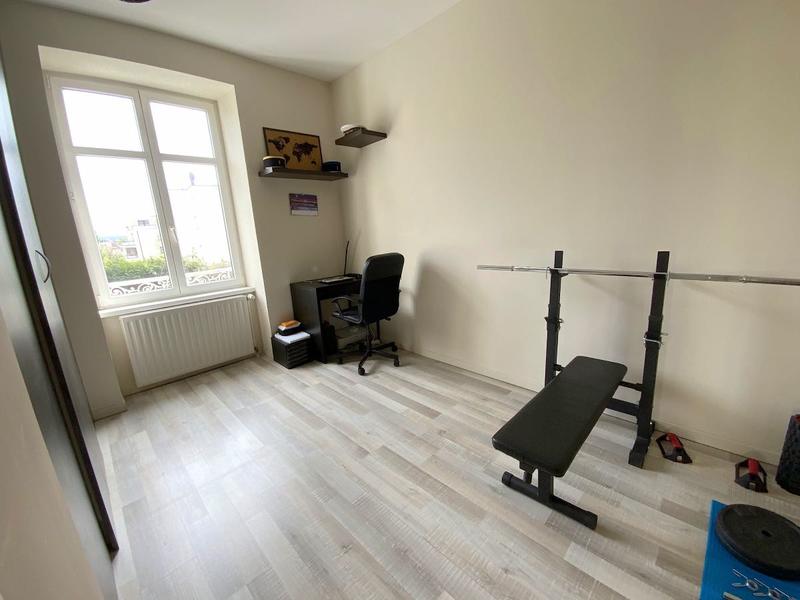 Appartement - 99 m² - 4 pièces