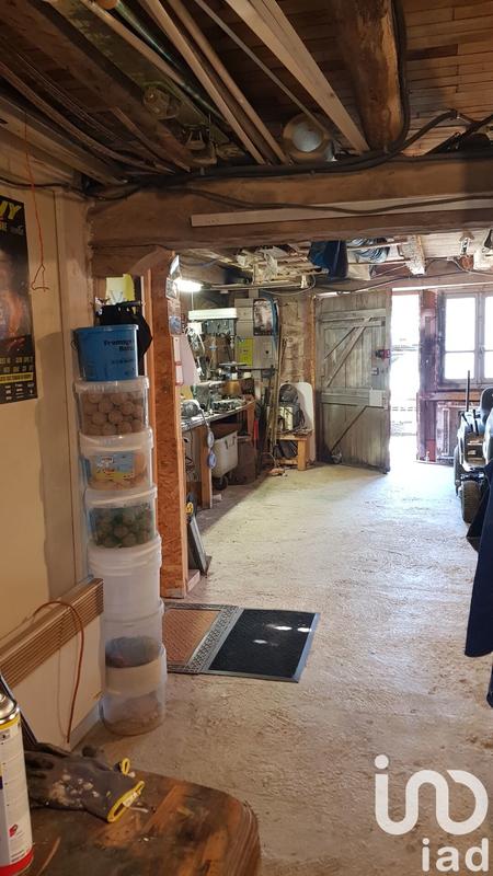 Maison - 230 m² - 8 pièces