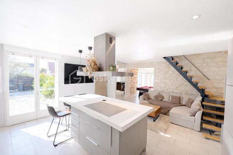 Maison en pierre - 110 m² - 5 pièces