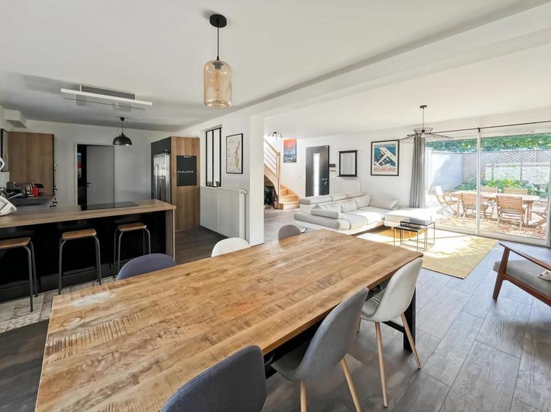 Maison - 120 m² - 5 pièces