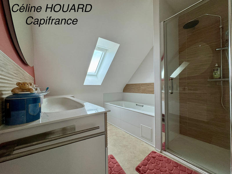 Maison - 136 m² - 7 pièces