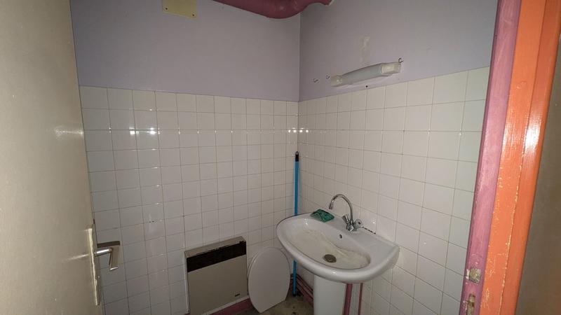 Immeuble - 93 m² - 6 pièces