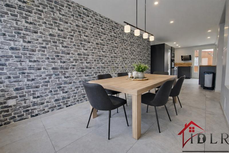 Maison - 125 m² - 6 pièces