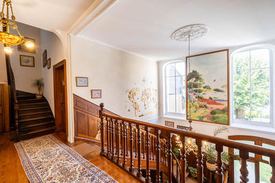 Maison - 498 m² - 20 pièces