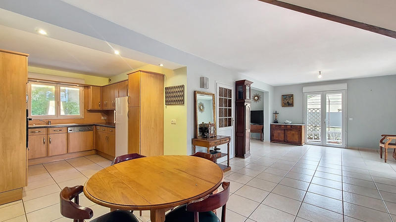 Maison - 121 m² - 5 pièces