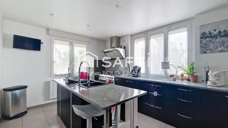 Maison - 120 m² - 5 pièces