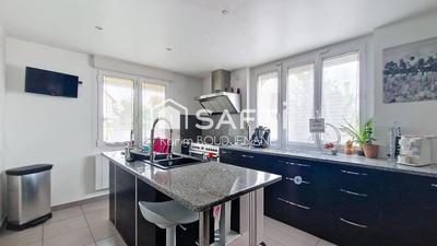 Maison - 120 m² - 5 pièces