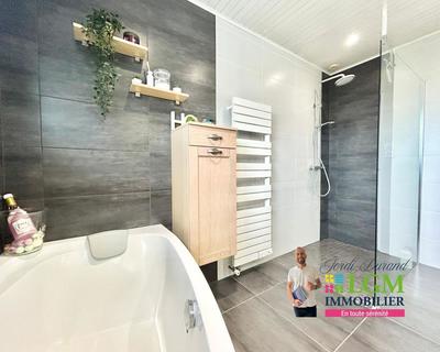 Maison - 157 m² - 6 pièces