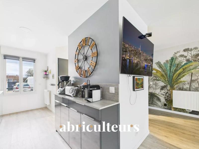 Maison - 100 m² - 6 pièces