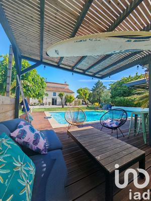 Maison - 287 m² - 8 pièces