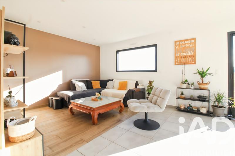 Maison - 94 m² - 5 pièces