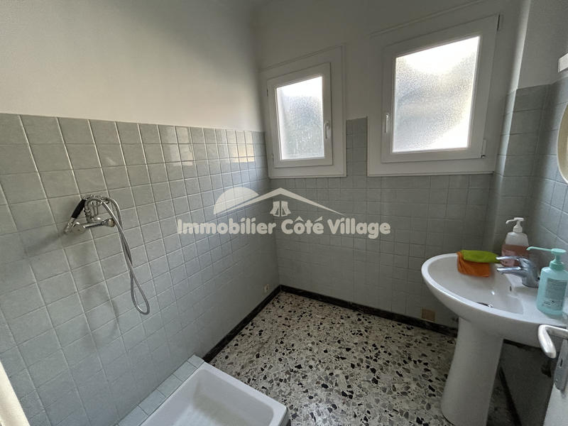 Local commercial - 60 m² - 3 pièces