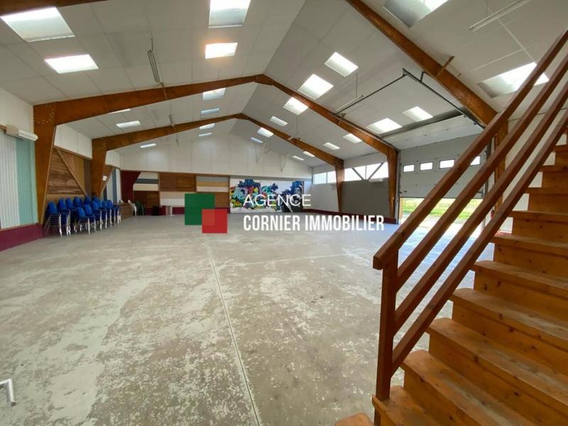 Entrepôt - 547 m² - 6 pièces