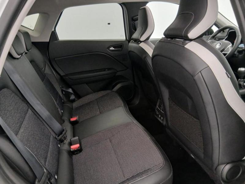 Renault Captur mild hybrid 140 Techno