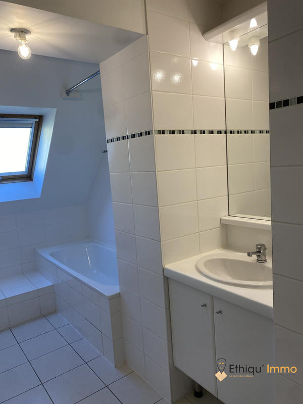 Appartement - 81 m² - 4 pièces