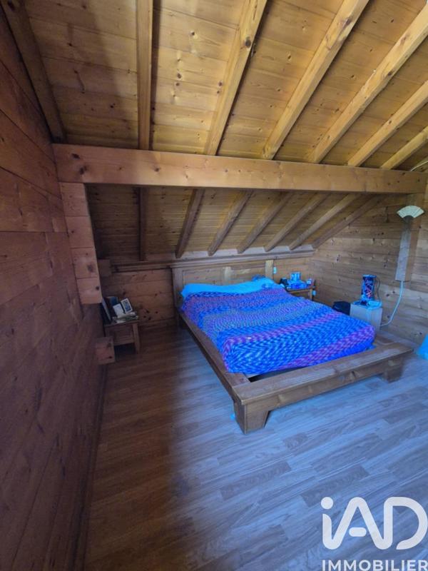 Châlet - 180 m² - 9 pièces